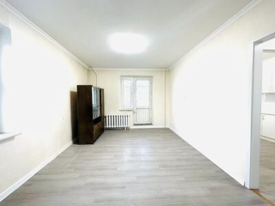 Хуучин угсармалын хоёр өрөө байр