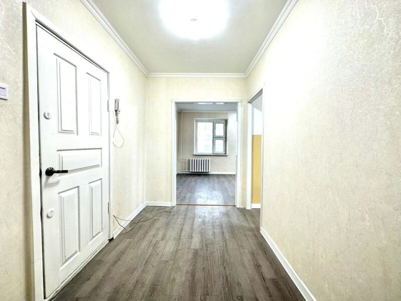 Хуучин угсармалын хоёр өрөө байр